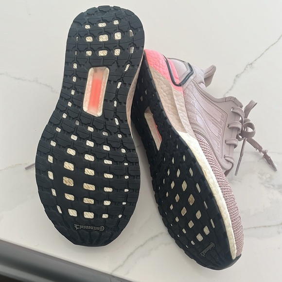 Mauve colored Adidas ultra boost size 8 - Picture 4 of 5